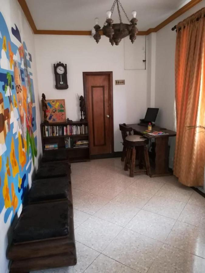 Hostal Internacional Bogotá Extérieur photo